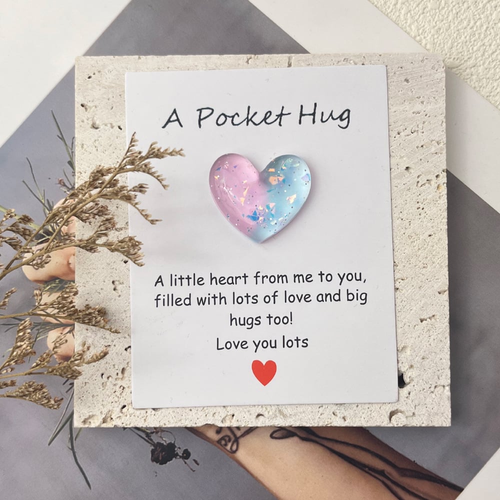 🌈🩷Exquisite Pocket Hug Heart with Greeting Cards