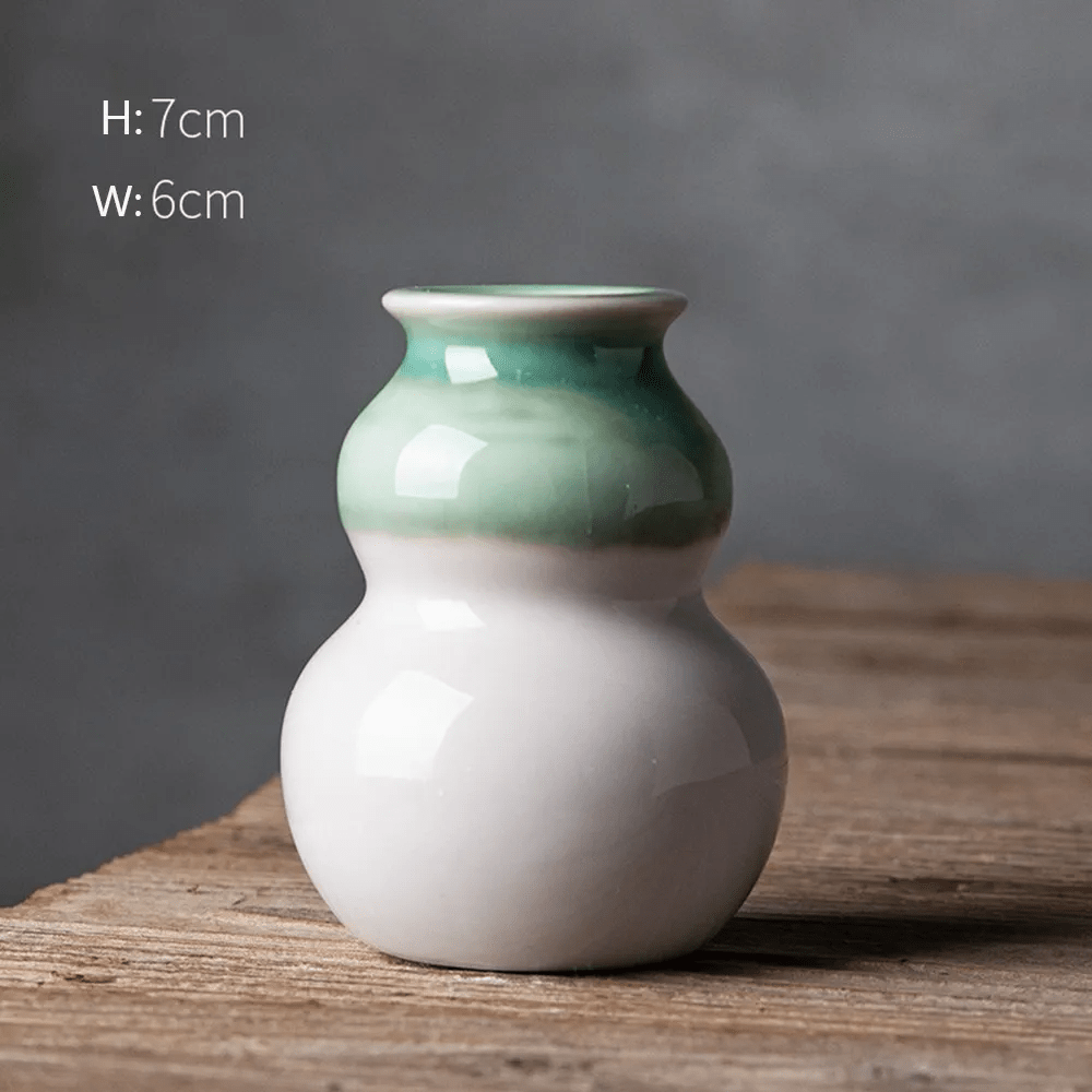 💐Handmade Desktop Art Tiny Vase Decor