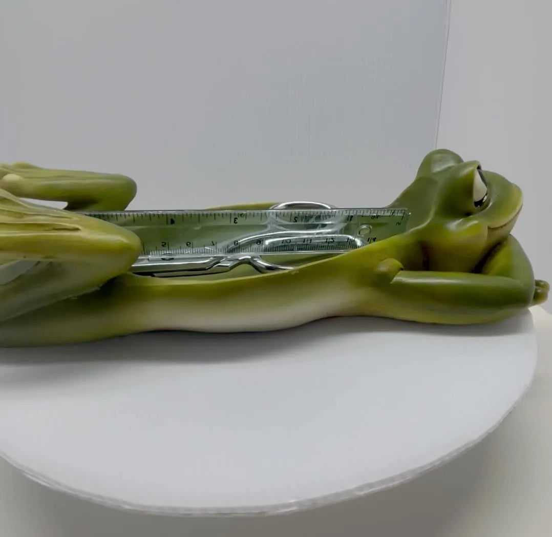 🐸Resin Frog Bee Feeder