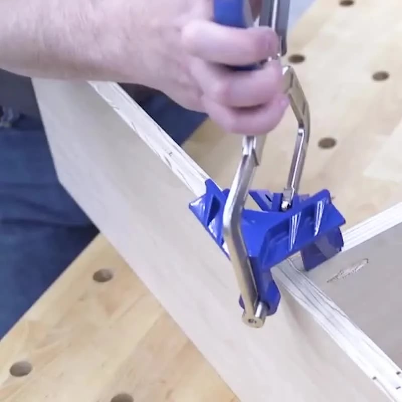90 Degree Corner Clamp
