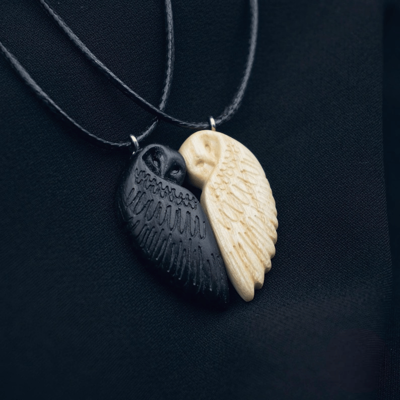 🦉Wooden Owl Pendants-Couple Necklace Gift