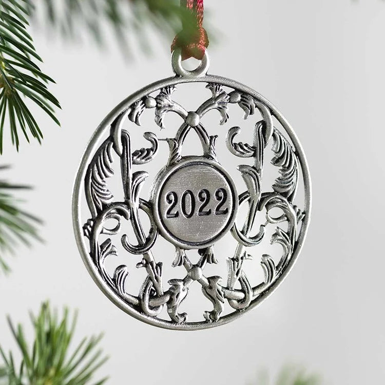 šSolid Pewter Christmas Tree Ornamentš„