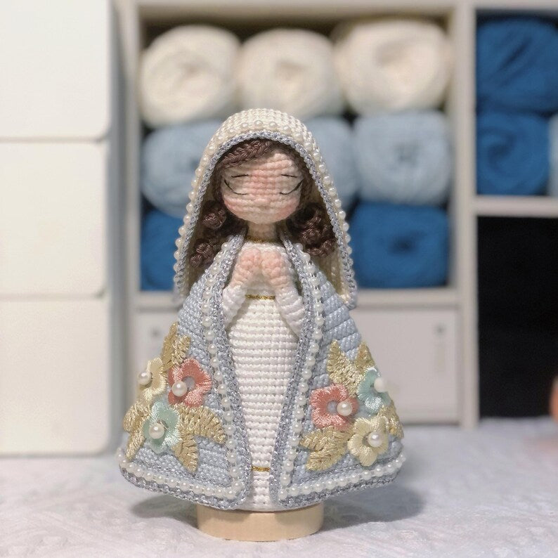 ๐๐Holy Family Crochet Doll