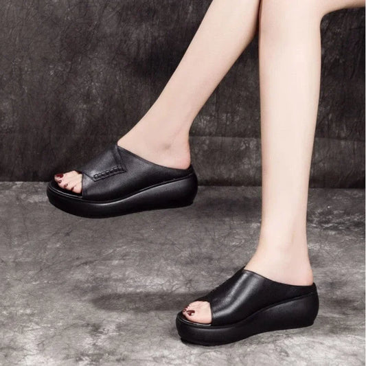 2023 WOMEN'S NEW THICK-BOTTOMED FISH MOUTH SLIPPERS
