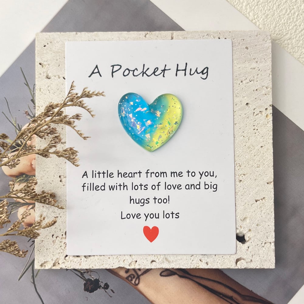 🌈🩷Exquisite Pocket Hug Heart with Greeting Cards