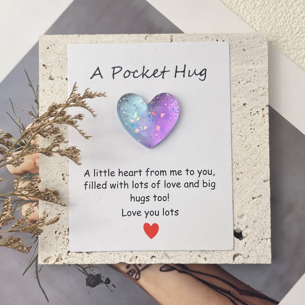 🌈🩷Exquisite Pocket Hug Heart with Greeting Cards