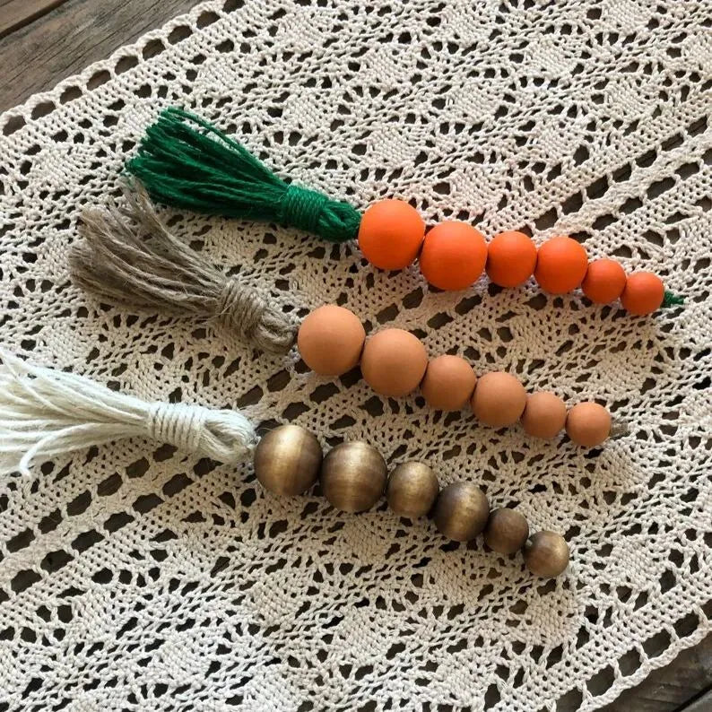 🐰🥕Wood Bead Carrots