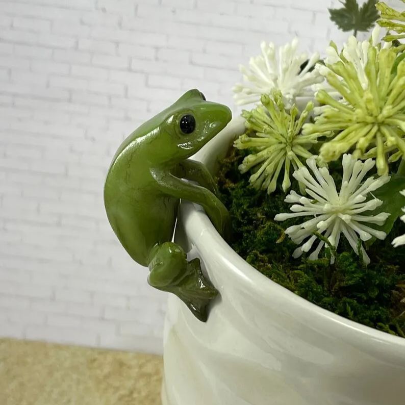 🔥🔥2025 Mother's Day Gift 50% Off--Cute Flower Pot Hugger Figurines