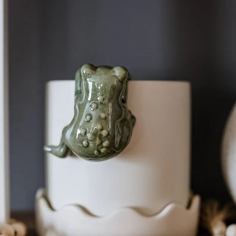 🔥🔥2025 Mother's Day Gift 50% Off--Cute Flower Pot Hugger Figurines