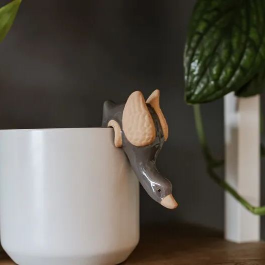 🔥🔥2025 Mother's Day Gift 50% Off--Cute Flower Pot Hugger Figurines