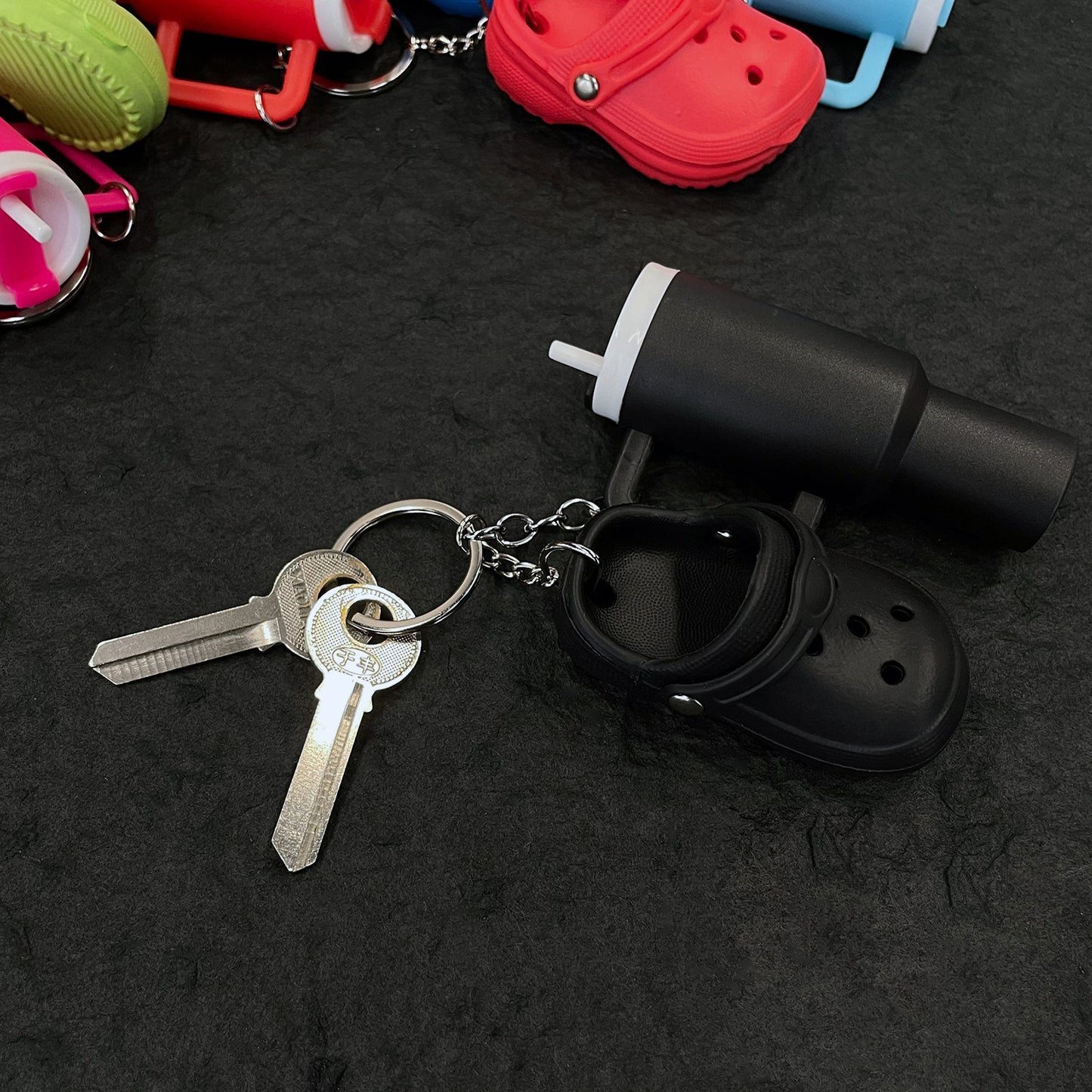 🔥Hot Sale🔥 Mini cup + Crocs keychain