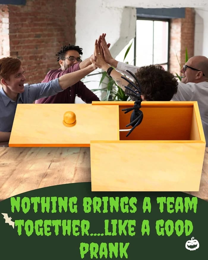 🔥Last Day Sale-🤣Super Funny Crazy Prank Gift Box Spider🕷️