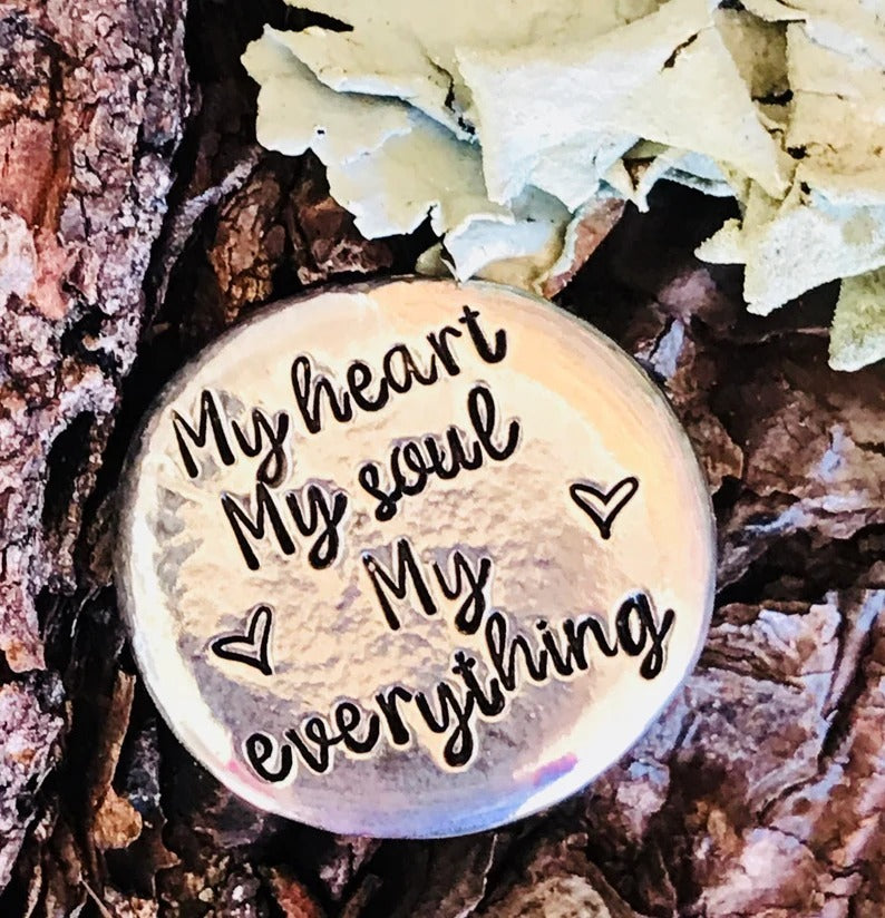 🎄CHRISTMAS PREFERRED🎁 - HEARTFELT PEWTER POCKET TOKENS