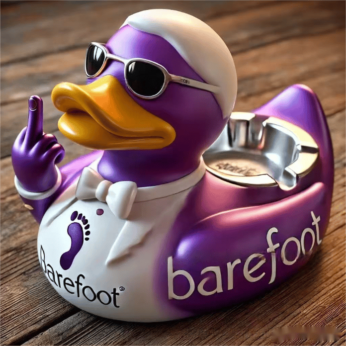 A creative duck-shaped ashtray – the perfect decorative gift
