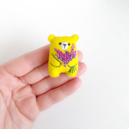 Little Pocket Hug Flowers Bouquet Bear