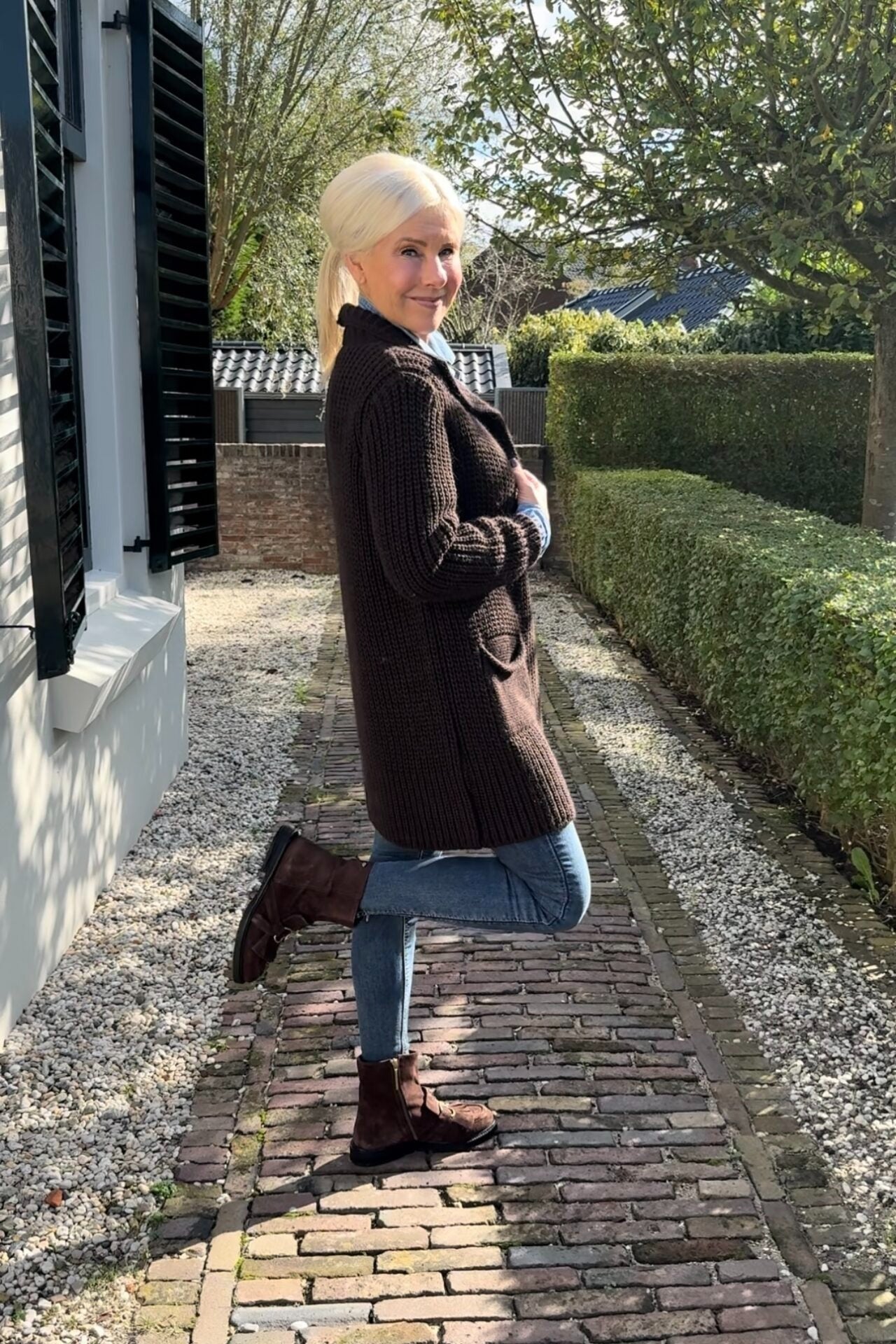 Solid Color Knitted Collar Cardigan with Pockets