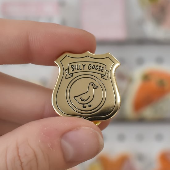 🔥LAST DAY SALE 49% OFF -🪿Silly Goose Badge Pin