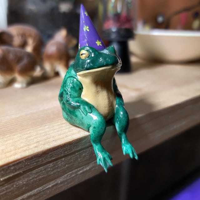 🐸Little Wizard Frog Ornament🧙