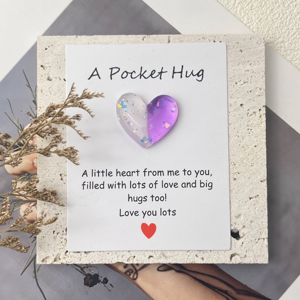 🌈🩷Exquisite Pocket Hug Heart with Greeting Cards