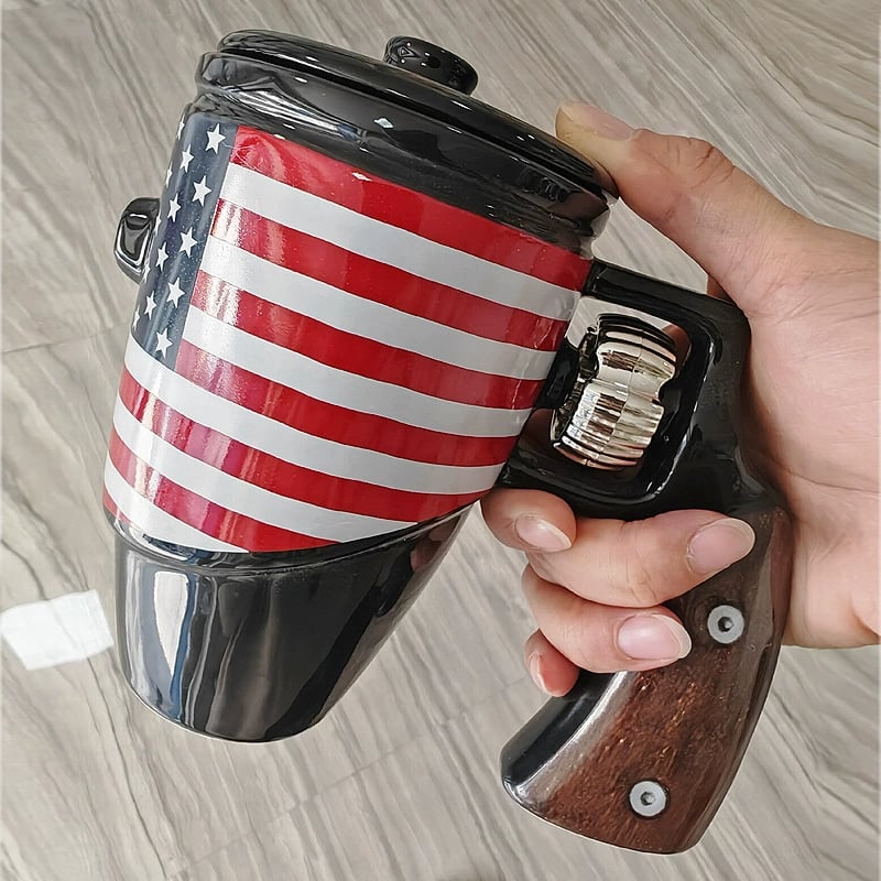 Revolver Coffee Cup with Rotatable Wooden Handle