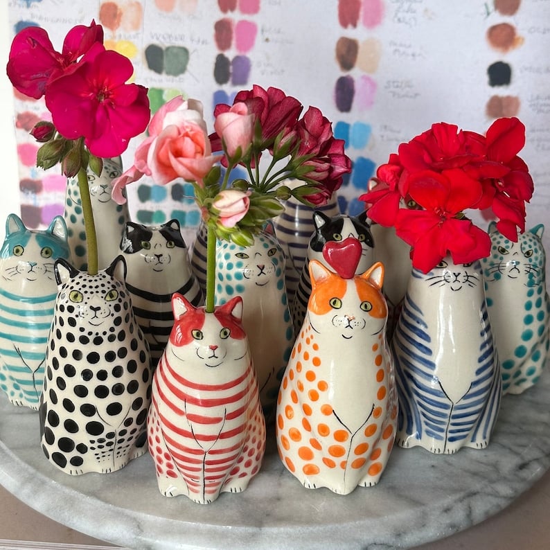 🎉 Special Offer - 49% Discount!😺Whimsical Hand-Painted Cat Vase Collection