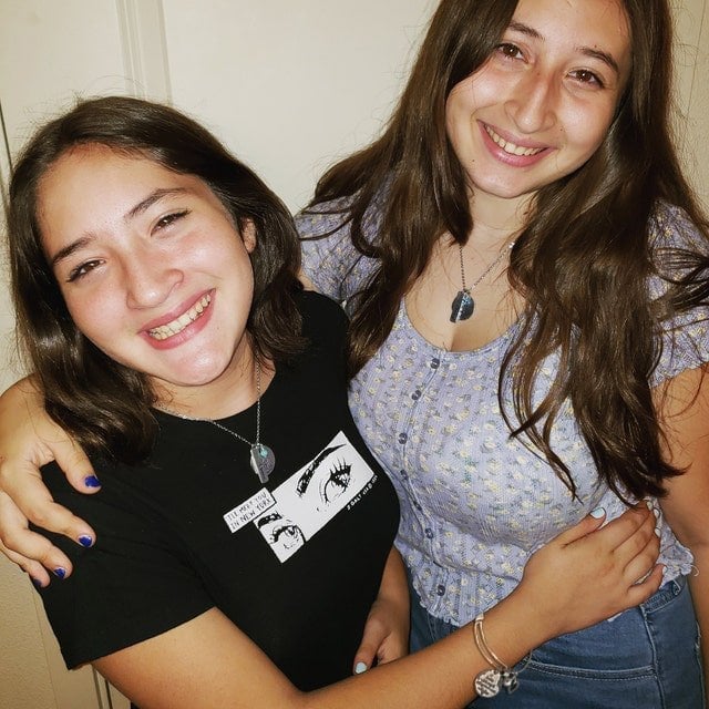 Last Day 75% OFF👯‍♀💖A Sister Is God's Way Of Making Sure We Never Walk Alone Bangle