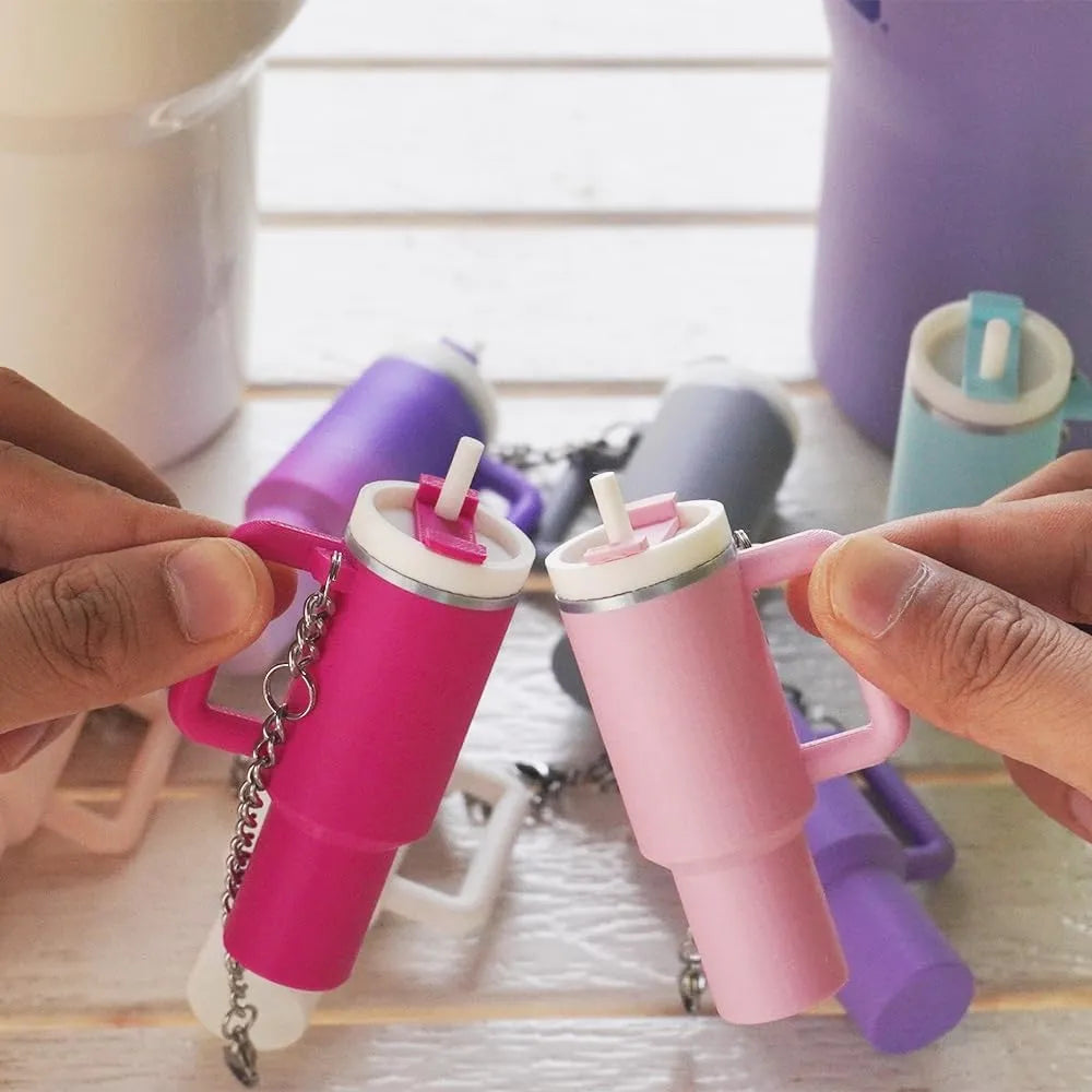 🔥CHRISTMAS - 75%OFF - Cute Mini Cup Keychain