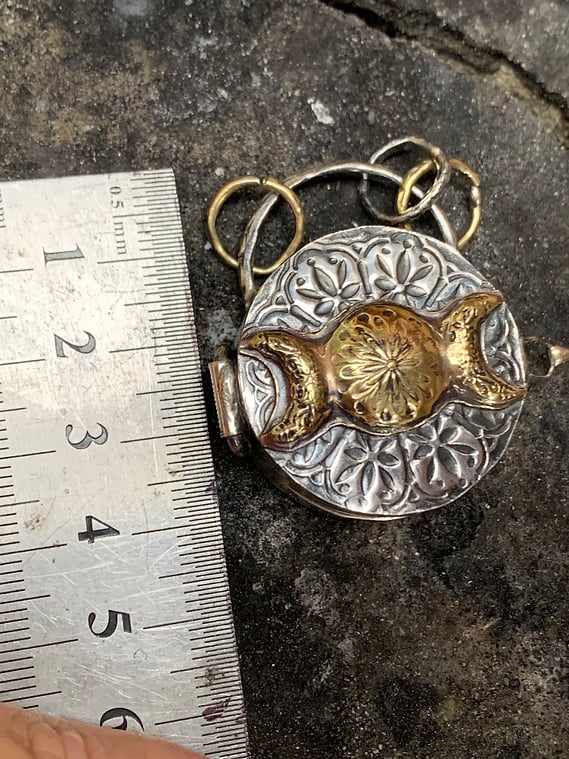 🔥LAST DAY 70% OFF -925 Silver Triple Moon & Tree of Life Locket