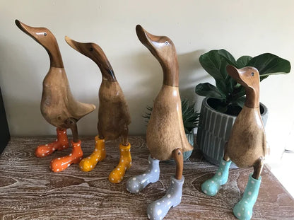 🌈Hand Carved Wellies Duck Family💞