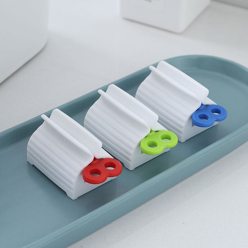 🔥 Rolling Toothpaste Squeezer(Buy 3 get 3 now)