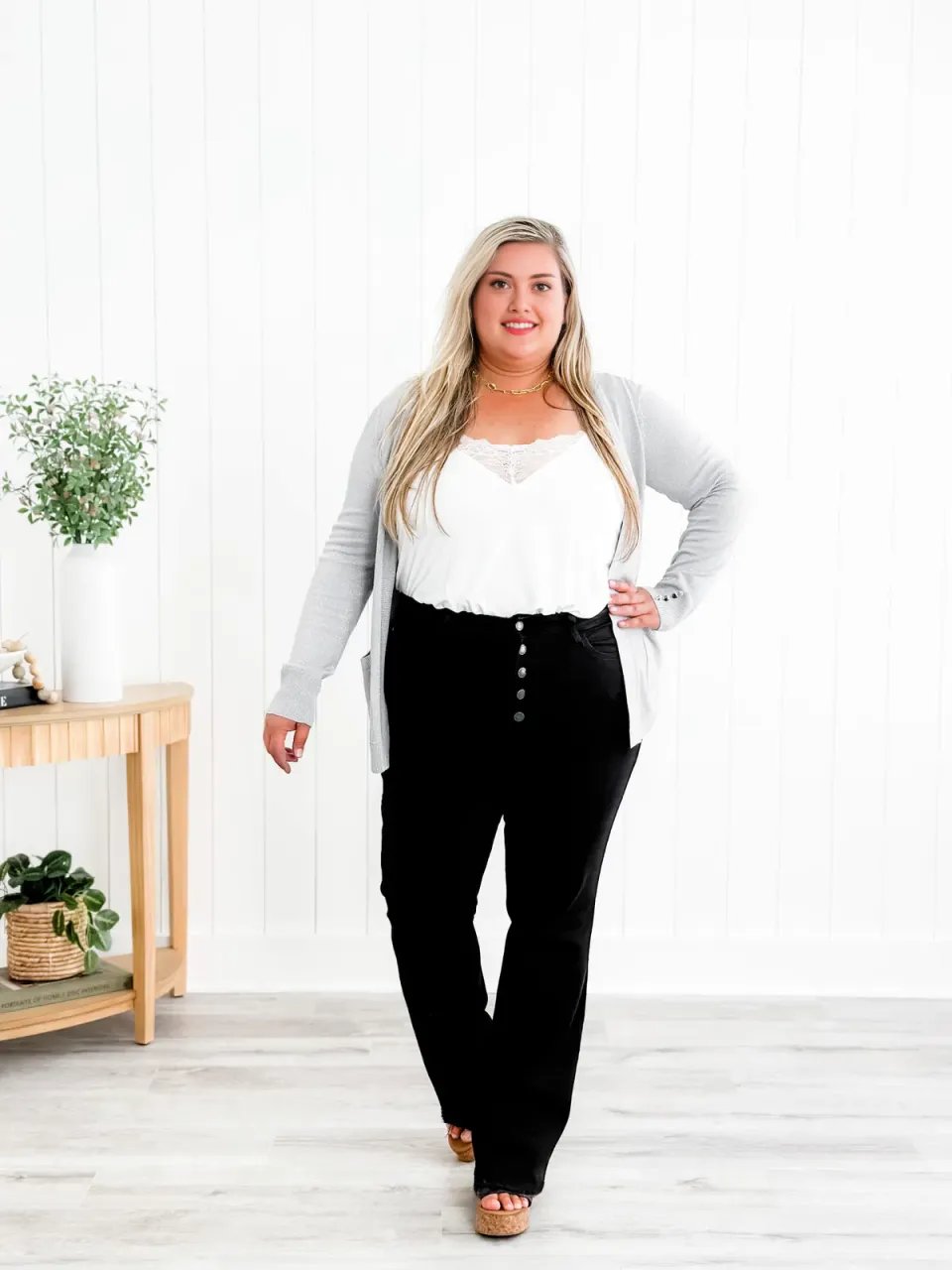 📢New Exclusive Flash Sale 49% OFF💕Mid Rise Button Fly Bootcut Jeans