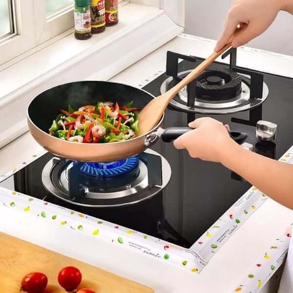 Magic Anti-Mold Peel & Stick Selfadhe Sive Caulk Tape Strip