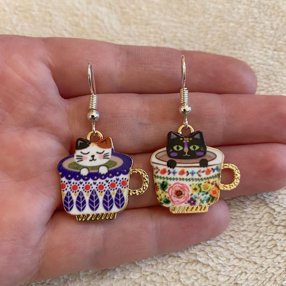 🐱Funny Cute Teacup Cat Dangle Earrings