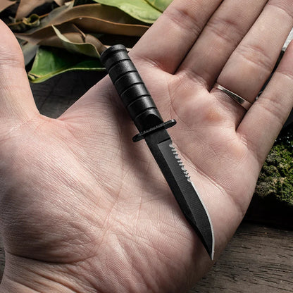 Tactical Survival Necklace Knife