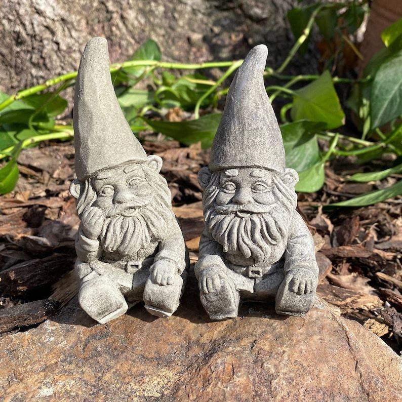 🥳Handmade Pair of Garden Gnomes Cement Statues🙌