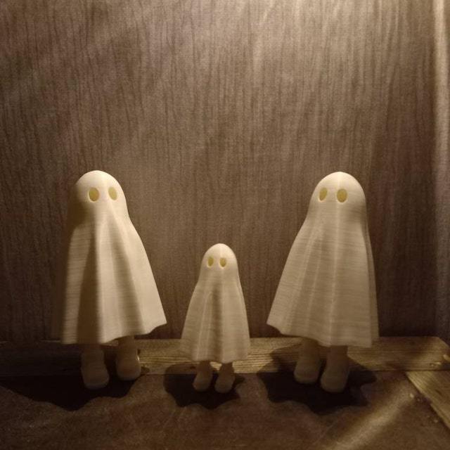👻3D Printed Ghost Figure with Retractable Legs