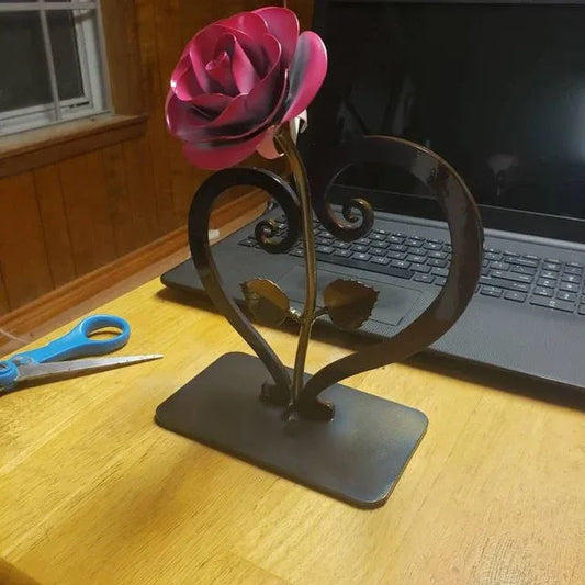 🌹Metal Rose with Heart-Shaped Stand💖