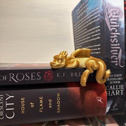 🔥🔥2025 Mother's Day Gift 50% Off--📚3D Printing Sleeping Bookshelf Dragon