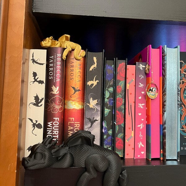 🔥🔥2025 Mother's Day Gift 50% Off--📚3D Printing Sleeping Bookshelf Dragon