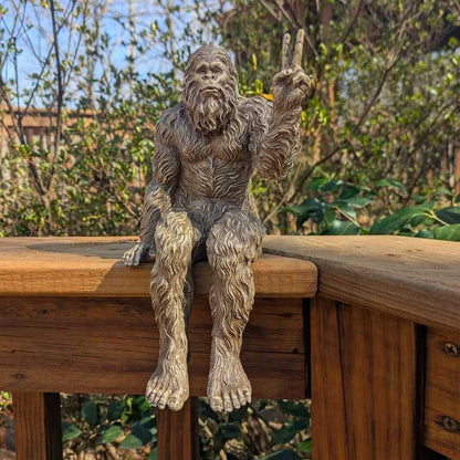 🤣Funny Bigfoot Yeti Statue