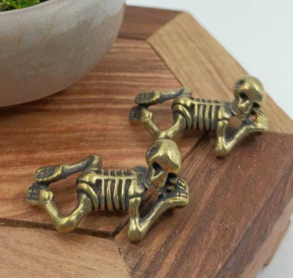 ☠️🔥Mysterious Charm☠️ - Mini Brass Skull Figurine