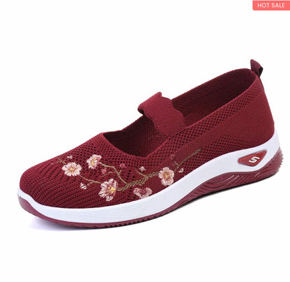 Women's Floral Embroidered Flats
