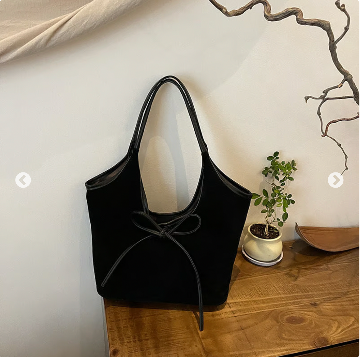 Women's Elegant Bow Decorated Shoulder Bag