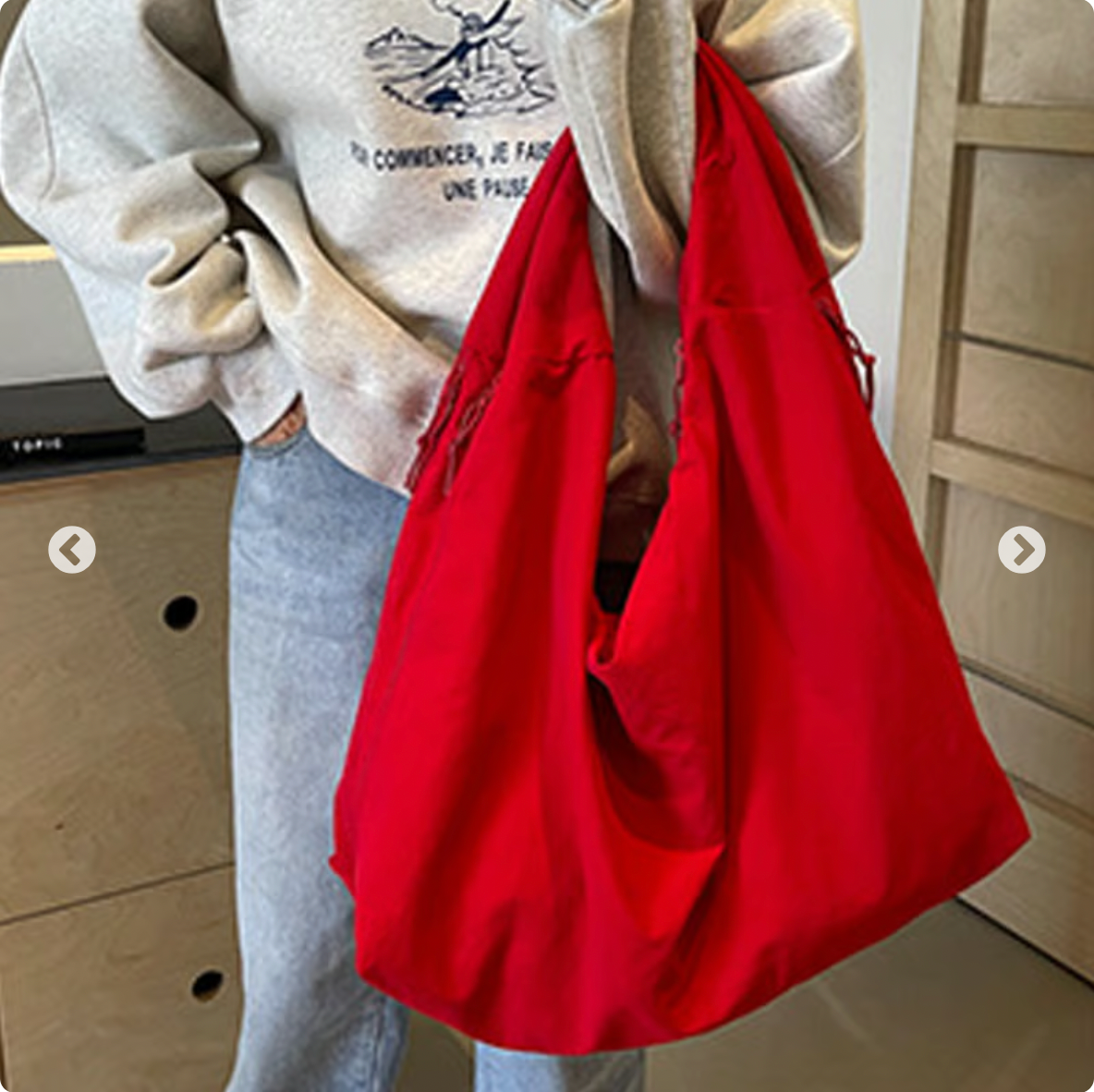 Women's Solid Color Textured Draped Tote Bag