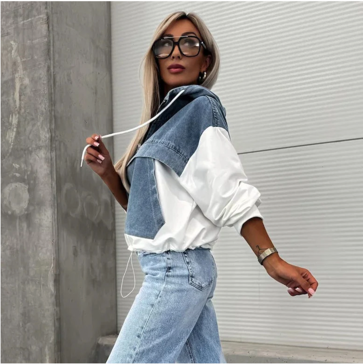 Women's Layered Hoodie Denim Jacket with Drawstring📣