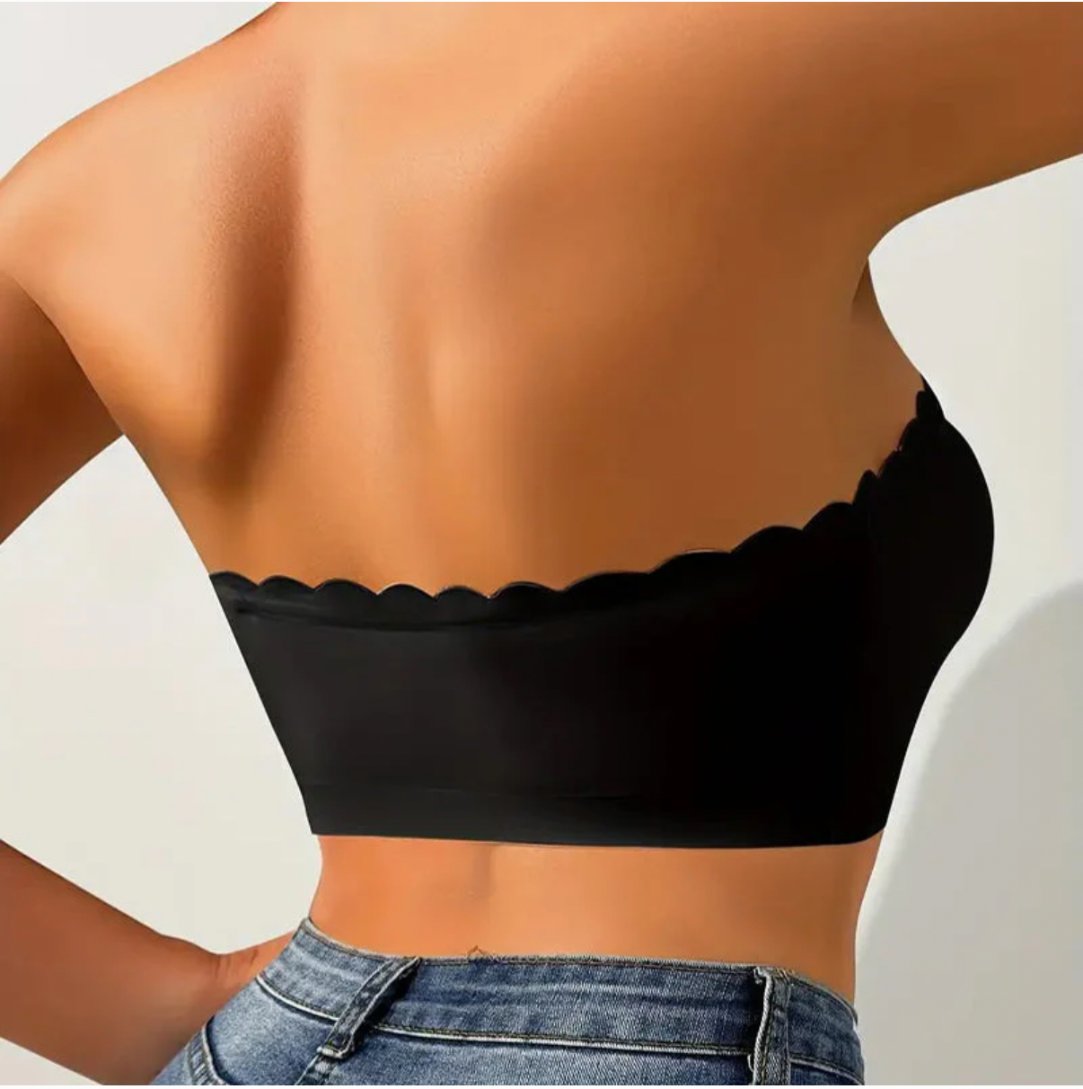 Seamless Front Closure Strapless Bandeau Bra – Comfort & Support All Day! 💖