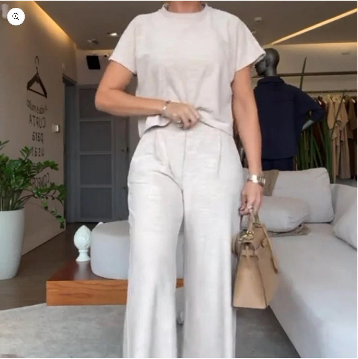 ⏳Limited time 50% off💥Women's two-piece set of plain short-sleeved tops and pants