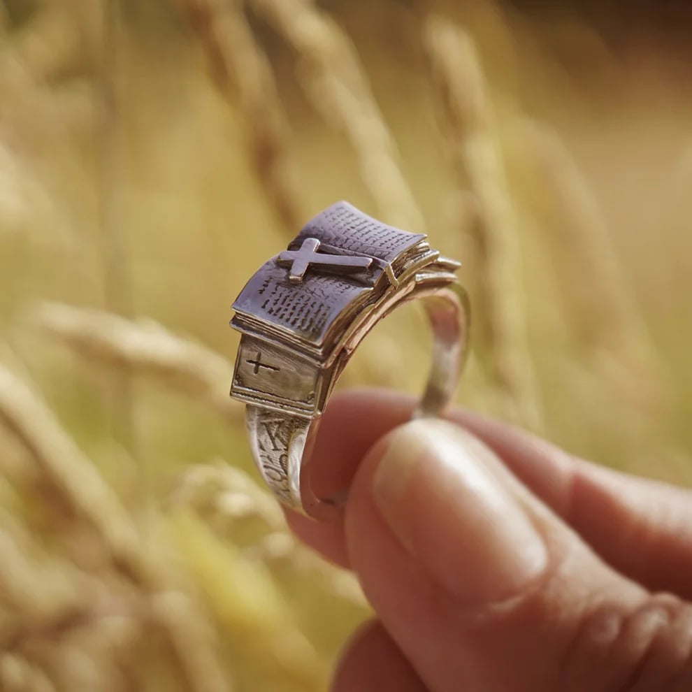 ✝️Handcrafted Bible Ring with Cross – A Sacred Companion of Faith