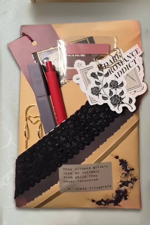 🎉2025 Big Sale🎄 -📚Blind Date with a Book