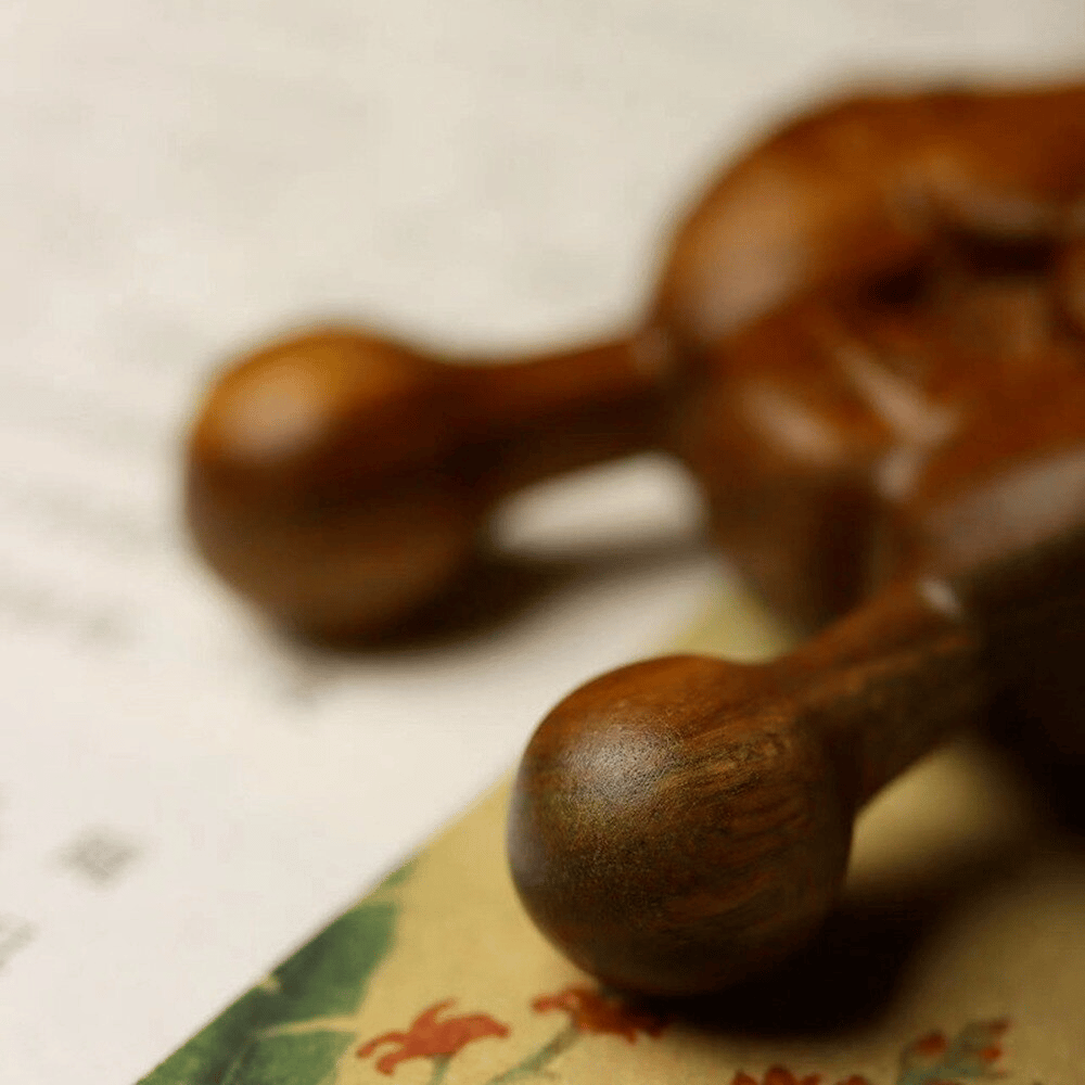 🔥Sandalwood Natural Facial Massager